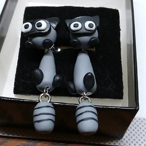 Awesome raccoon with dangling tail fashion jewelry earrings